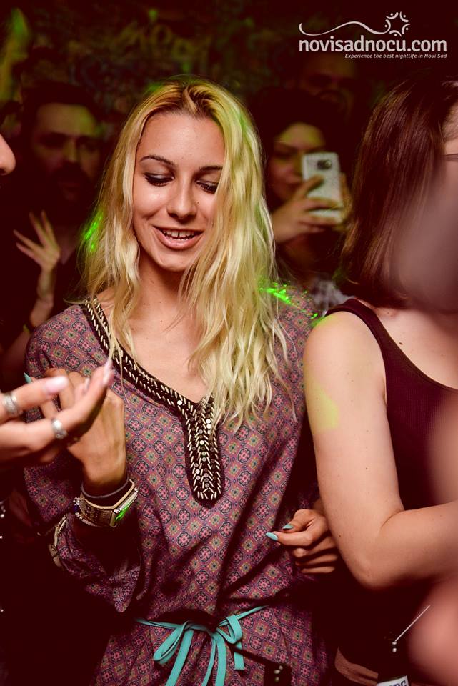 19059900_1724125360934906_2692810761301670998_n